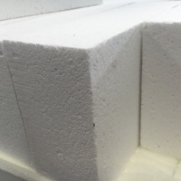 Briques réfractaires isolantes légères à haute teneur en alumine Produit d'alumine à bulles pour une isolation thermique efficace