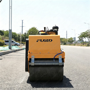 Mini-compacteur routier EPA Euro 5 de 550 kg à double tambour pour le remblaiement de fossés et la réparation <span class=keywords><strong>d</strong></span>'<span class=keywords><strong>asphalte</strong></span> - Product Image 3
