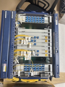 Équipement de transmission optique OTN DWDM OSN 8800 T32 OSN8800 - Product Image 3
