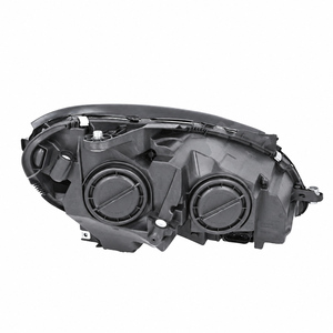 Phare W204 2011-2013 avec références A2048204959 A2048205059 pour Mercedes-Benz Classe C – Remplacement personnalisé pour commandes professionnelles automobiles - Product Image 4