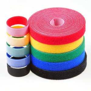 14.5 مللي متر <span class=keywords><strong>2</strong></span> متر 5 متر 25 متر متعددة الوظائف تدوير الملونة مزدوجة الوجهين لفة العودة إلى الخلف هوك وحلقة الشريط - Product Image 1