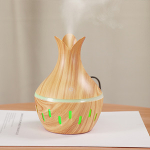 Diffuseur d'arômes en forme de feuille, humidificateur de bureau USB mini 0,5L, design grain de bois, pour usage domestique - Product Image 1