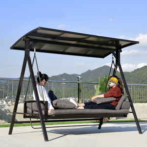 Chaise suspendue de jardin avec auvent, meubles de jardin de loisirs, confortable, coussin amovible, pour la <span class=keywords><strong>d</strong></span>étente en plein air - Product Image 1