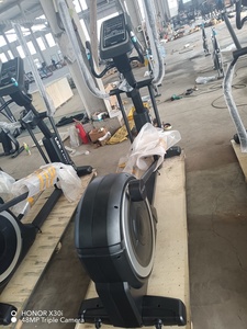 Appareil de fitness <span class=keywords><strong>elliptique</strong></span> pour la maison avec système de transmission magnétique ultra-silencieux – <span class=keywords><strong>Elliptique</strong></span> d'entraînement - Product Image 3