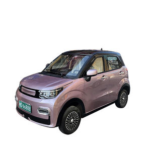 Voiture électrique mini pick-up légère et économique pour adultes - Propulsion arrière, sièges en cuir, galerie de toit métallique, caméra, intérieur lumineux - Product Image 1