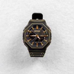 Reloj Unisex de Lujo con Correa de Goma Negra Luminosa, Resistente al Agua 20m, con Luz Nocturna LED de 12/24 Horas - Product Image 4