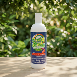CRYSTAL WASH, el Jabón Líquido Químico Más Vendido en Tailandia, 250 ml (CW-250), Previene la Caída del Cabello, para Cabello Normal, Unisex, Adultos - Product Image 1