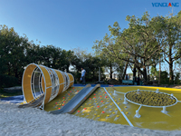 Grimpeur de dôme modulaire coloré: aventure amusante pour les terrains de jeux extérieurs, les parcs et les arrière-cours pour enfants, conception imbriquée