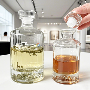 Vente directe d'usine - Bouteille en verre pour spiritueux, whisky, vodka, brandy, rhum, <span class=keywords><strong>gin</strong></span>, capacité élevée, 100 ml, 500 ml, bouteille en verre vide - Product Image 4