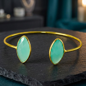 Bracelet manchette ajustable doré en laiton plaqué or 14 carats, fait main, ethnique, avec pierre précieuse Calcedoine Aqua, unisexe - Product Image 4