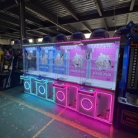 Máquina de grúa comercial de arcade operada con monedas para regalos y juguetes, equipo de entretenimiento de alta calidad en venta