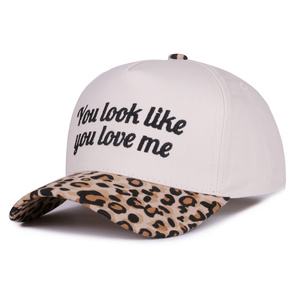 Cappello da Baseball Bicolore 'You Look Like You Love Me' con Logo Ricamato 3D, Struttura Morbida a 5 Pannelli in Cotone per Uomo - Product Image 4