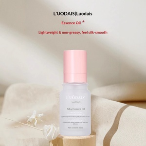 Lodai Shila Huile Capillaire Revitalisante Légère à l'Essence de Soie – Améliore les Cheveux Secs, Frisés, Teints et Permanentés – Lissage Instantané Sans Rinçage pour les Personnes Pressées - Product Image 1