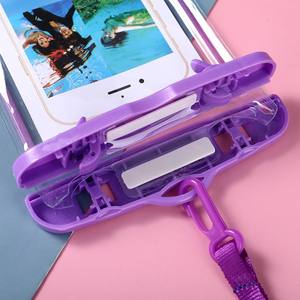 Bolsa seca impermeable universal de PVC para teléfono móvil y teléfono móvil con tamaño y color personalizables - Product Image 3