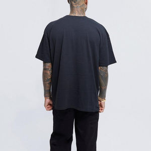 เสื้อยืดผ้าเนื้อนุ่มที่ดีที่สุดสำหรับทุกฤดูกาล พิมพ์ลายสกรีน สไตล์ลำลอง ทรงหลวม ดีไซน์ใหม่ เสื้อยืดผู้ชายแบบสั่งทำ - Product Image 2