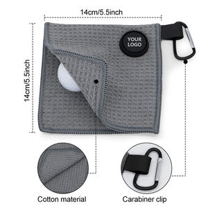 Serviettes de golf en microfibre gaufrée personnalisées à prix d'usine avec clips et aimant pour le nettoyage des clubs et des balles de golf - Product Image 4