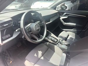 <span class=keywords><strong>Audi</strong></span> <span class=keywords><strong>A3</strong></span> 2023 d'occasion, conduite à gauche, turbo, automatique, essence, hayon, sièges en cuir, caméra de recul, pour l'exportation - Product Image 5