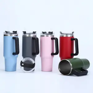 Großhandel tragbare Tasse 20oz 30oz 40oz große Kapazität Griff thermische kalte Tassen mit Deckel und Strohhalme Auto Stroh Tasse Wasser flasche