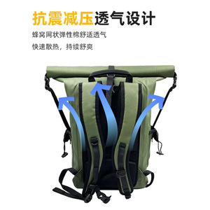 Sac à dos imperméable Naturepeak à enroulement vert 20L pour la randonnée et la pêche en plein air - Product Image 4