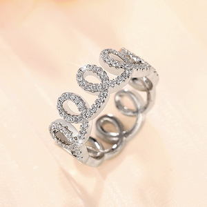 Anello con Design a Corona Curva per Dito Indice da Donna - Product Image 4