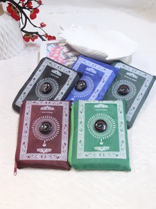 Custom Logo Muslim Washable <b>Mini</b> Lightweight Portable Waterproof Travel Prayer Rug Mat Set with Home Use Carrying Bag - Product Image 5