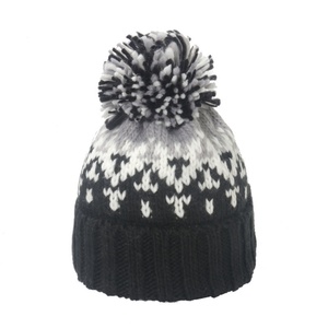 Nuevo Estilo, Gorros de Punto Gruesos y Brillantes Personalizados, Gorro de Invierno Elástico con Pompón Bordado, Gorros con Pompón - Product Image 3