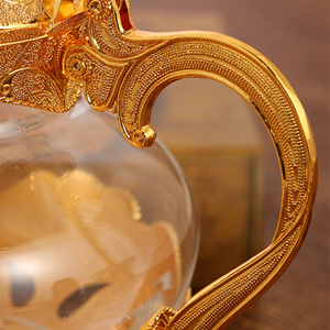 Ensemble de cafetière et sucrier en métal plaqué or et argent de style européen vintage de luxe pour servir du thé et du café - Product Image 4