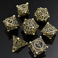 Jeu de dés en métal massif bronze vieilli pour D&D, 7 pièces, dés polyédriques en métal à bords tranchants pour jeux de rôle sur table Dungeons & Dragons