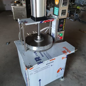 Industrial Movable Lavash Pita Bread Making Machine Electric Heating Stainless Steel Construction Continuous Manual Flipping - Product Image 3