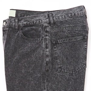 กางเกงขาสั้นลำลองผู้ชายคุณภาพสูง สีพื้น ย้อมสีเรียบ แห้งเร็ว ซักแบบแอซิดวอช คุณภาพสูง สำหรับฤดูร้อน - Product Image 5