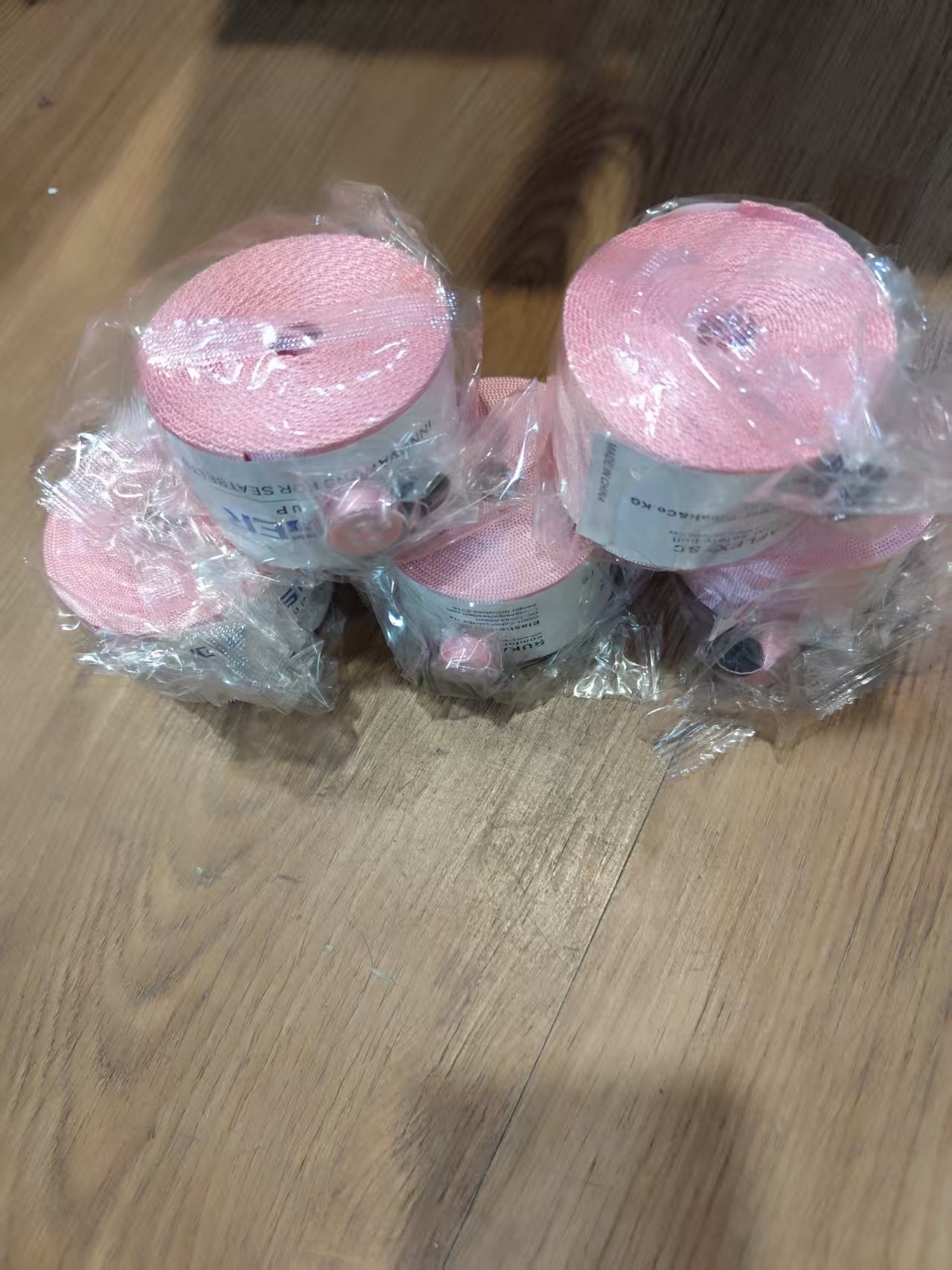 5 rouleaux de rose