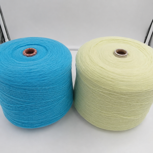 Fil en tube épais 2/28S, mélange 50/50, fil de <span class=keywords><strong>laine</strong></span> à flocage grossier pour vêtements automne/hiver, pelote de fil acrylique style islandais, Guangdong - Product Image 3