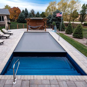 غطاء مسبح أوتوماتيكي كهربائي من مادة الـ PVC مقاوم للأشعة فوق البنفسجية والتآكل مع بكرة لف - Product Image 3