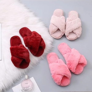 Pantofole calde e soffici di moda da donna accogliente pelliccia sintetica croce scivoli da pavimento per interni Flat Soft Furry Ladies infradito femminili pantofola calda - Product Image 2
