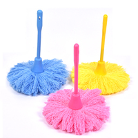 Brosse de dépoussiérage pour plumes de voiture en polyester avec poignée en PP