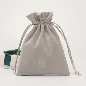 Özel Logo baskı küçük kadife İpli takı çantası ambalaj için kullanımlık parfüm depolama kadife süet kılıfı