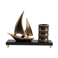 Porte-stylo en résine moderne en forme de voilier, symbole de navigation en douceur, ornement de bureau, décoration de maison