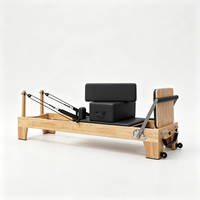 Tempat Tidur Pilates Reformer Profesional dengan Rangka Kayu Karet Thailand, Dapat Disesuaikan Multi-sudut, Peralatan Latihan untuk Studio Pilates dan Kesehatan