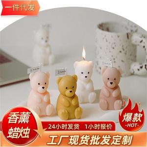 Velas con forma de osito, velas aromáticas de cera de soja mixta hechas a mano, artículos decorativos novedosos para el hogar o fiestas. - Product Image 5