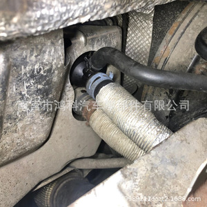 Connecteur de tuyau de liquide de refroidissement Volkswagen 1K0122101BB pour Golf Tiguan Passat Octavia Magotan, pièce de rechange - Product Image 1