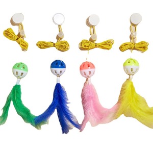 Baguette de chat en plastique avec plume, ventouse et clochette – Jouet interactif anti-ennui pour chaton - Product Image 5