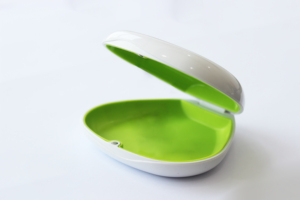 Pebble Invisible Braces Box with Aligner <strong>Chewies</strong> and Retainer Retrievers - Product Image 3