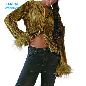 <span class=keywords><strong>Camicie</strong></span> da <span class=keywords><strong>donna</strong></span> oversize con maniche di pelliccia con Logo personalizzato - Product Image 1