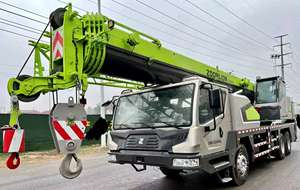 Grue sur camion Zoomlion ZTC350H d'occasion de qualité supérieure, 45 tonnes, modèle 2021, fonctionnement efficace, structure robuste pour les projets d'infrastructure - Product Image 3