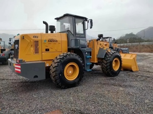 Lonking LG955 Diesel Wheel Loader Yellow Front End Loader Heavy Duty Construction Equipment - Product Image 2