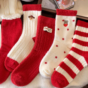 맞춤형 가을 겨울 양말 여성 퍼지 귀여운 탄성 부드러운 나일론 중간 송아지 레드 화이트 두꺼운 따뜻한 수면 밍크 양털 양말 - Product Image 4