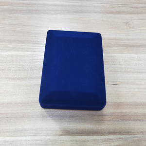 Venta al por mayor del <span class=keywords><strong>precio</strong></span> bajo buena cantidad azul Flocado de plástico de la Medalla de la caja de visualización - Product Image 3