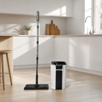 Ensemble serpillière plate en microfibre et seau essoreur avec manche télescopique en acier inoxydable et tête de raclette pour le nettoyage domestique