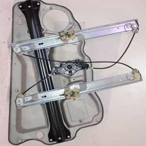 84056045 82907380 21373518 Lève-<span class=keywords><strong>vitre</strong></span> électrique avec <span class=keywords><strong>moteur</strong></span> pour Vol-vo FH/FM/FMX - Camion lourd 24V, côté droit - Product Image 5