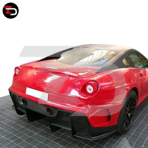 Kit Carrozzeria Stile V per <span class=keywords><strong>Ferrari</strong></span> 599 a Prezzo di Fabbrica con Paraurti Anteriore, Posteriore, Minigonne Laterali e Spoiler - Product Image 4
